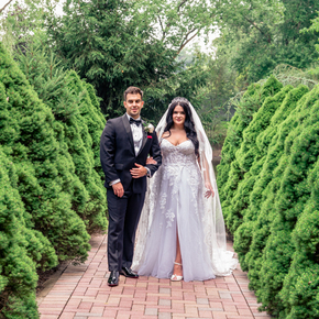 Wedding photography at Crest Hollow Country Club at Crest Hollow Country Club GDEF-35