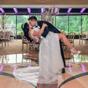 Wedding photography at Crest Hollow Country Club at Crest Hollow Country Club GDEF-41