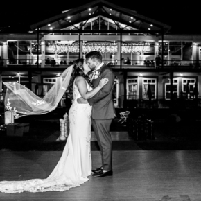 Romantic wedding venues in NJ at The Liberty House EEJB-56