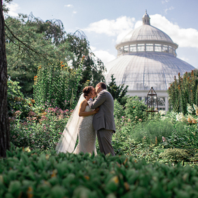 NY wedding photographers at New York Botanical Garden HGDH-11