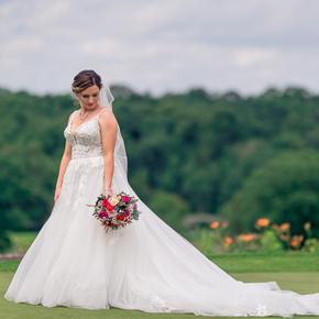 Classic and Traditional Wedding Photos at Mountain Valley Golf Course CMRB-26